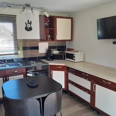 Petite Maison Chalet A 100 M De La Petite Mer De Gavres Riantec Екстериор снимка